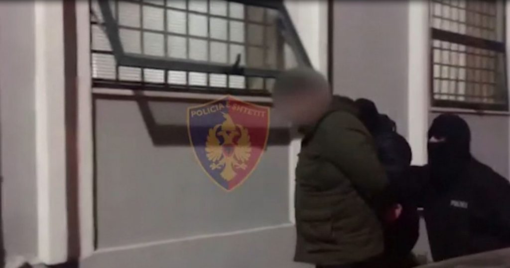 trafiku_i_klandestineve-1024x539