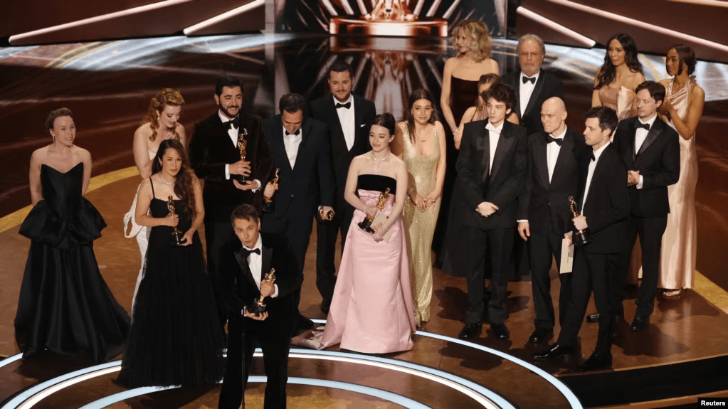 ‘Anora’ fiton çmimin ‘Oscar’ për filmin më të&nbsp;mirë