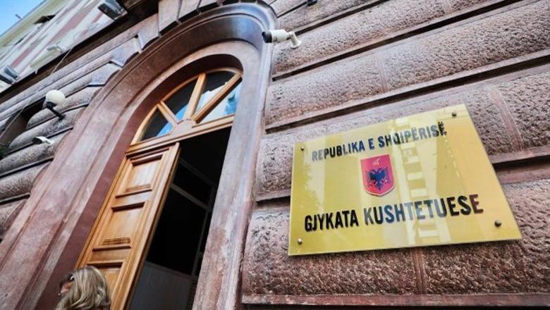 Kushtetuesja pezulloi zgjedhjet në Tiranë, reagon&nbsp;Berisha