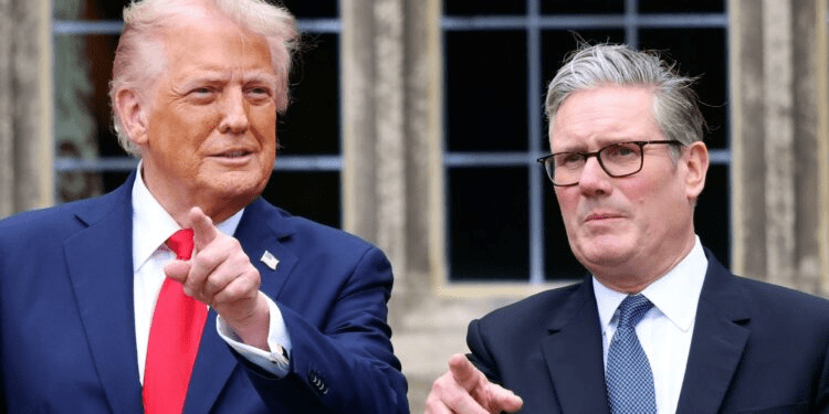 Trump: Ndërpresim çdolloj tregtie me Spanjën, Starmer-it i duket vetja si&nbsp;Churchill