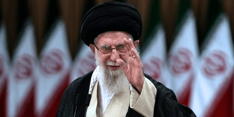 Kush e tradhtoi Khamenein?/ Mossad dinte edhe karrigen ku ishte&nbsp;ulur