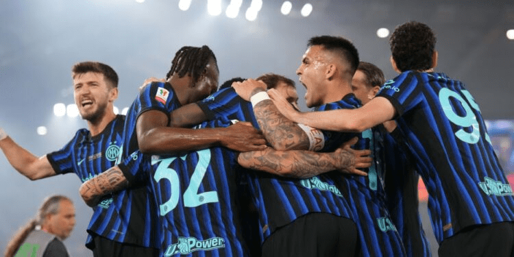 Inter bën dopietë, Lazio dominohet në finale: Chivu si Mou, pas titullit edhe&nbsp;Kupa