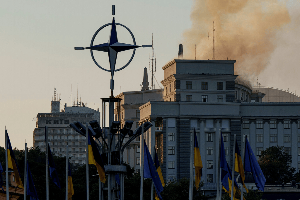 Raketat ruse godasin Kievin, Moska thotë se janë rrëzuar mbi 800 dronë ukrainas