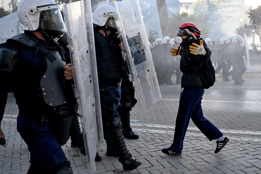 2500 euro për të rrahur protestuesit, zbardhet vendimi i qeverisë, përfitojnë 2750 punonjës&nbsp;policie